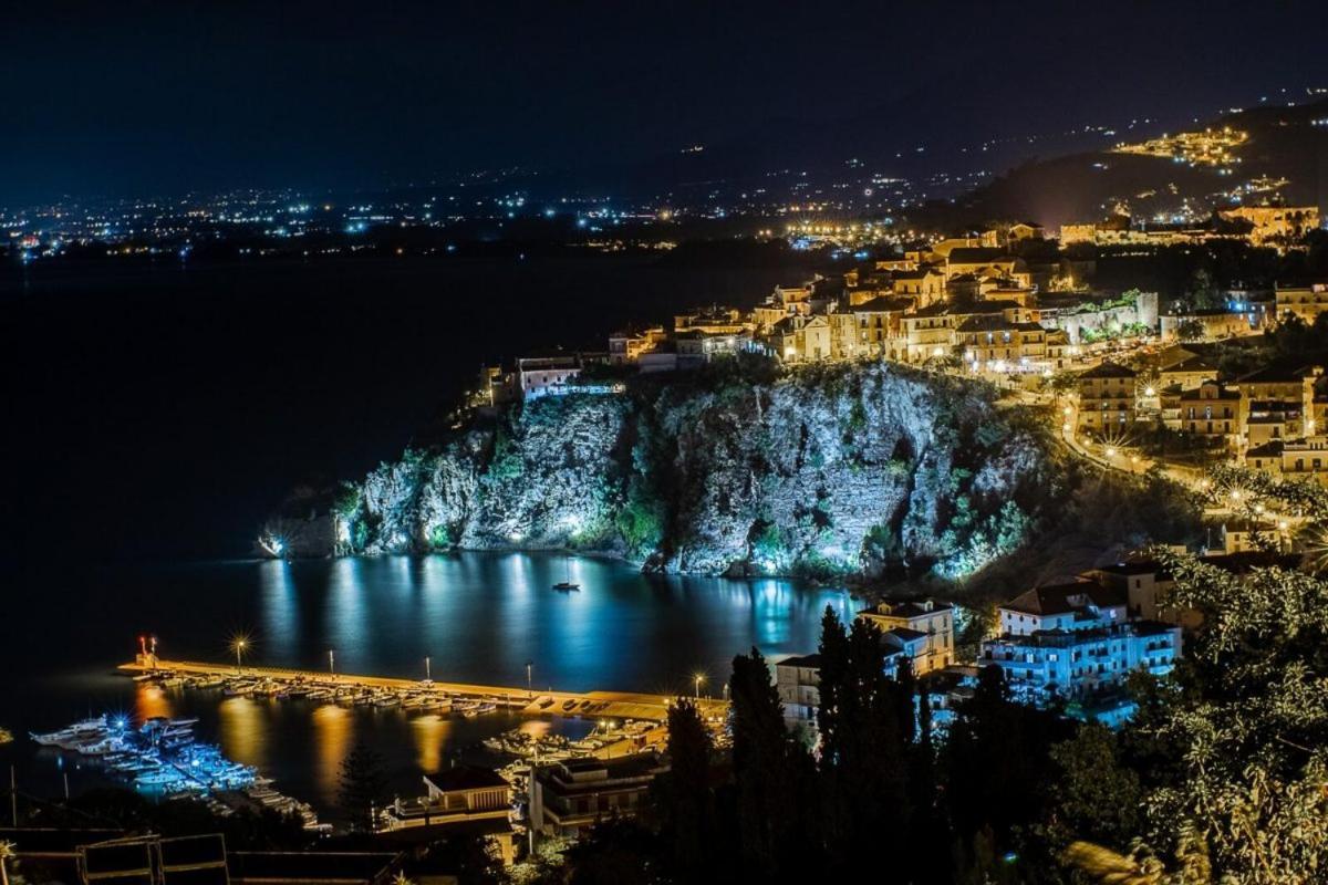 Torre Agada Bed and Breakfast Agropoli Exteriör bild